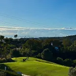 Penthouse With Panoramic Sea Views And Free Parking * 埃斯特波纳